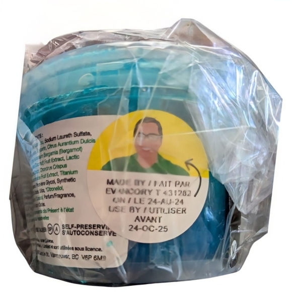 NEW Lush Body Scrub and Bath Bomb - Picture 2 of 2